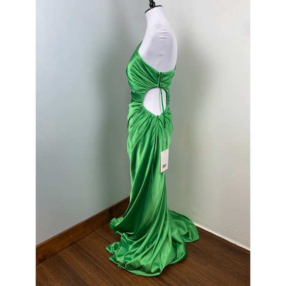 Mac Duggal Spring Green Cut Out One Shoulder Satin Gown Size 4 $498 68485 - Picture 11 of 14